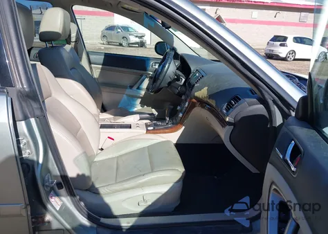 2009 Subaru Outback 2.5I Limited z USA, uszkodzony, nr VIN 4S4BP66CX97334285